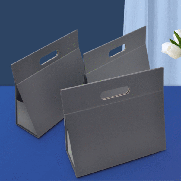 Cross-border one-piece folding gift box paper box one-piece molding creative hand-held gift folding box packaging spot